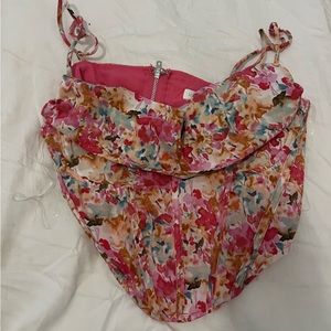 REVOLVE SUMMER TOP XS